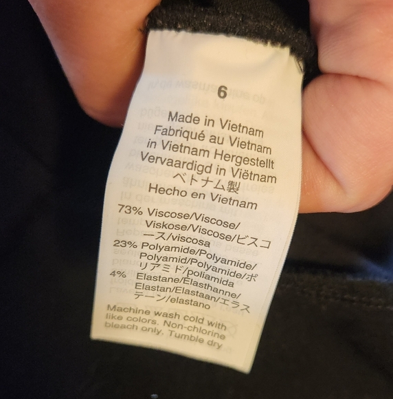 J. Crew Gigi Pant with Side-zip Closure in Ponte Black Size 6 - Picture 8 of 9